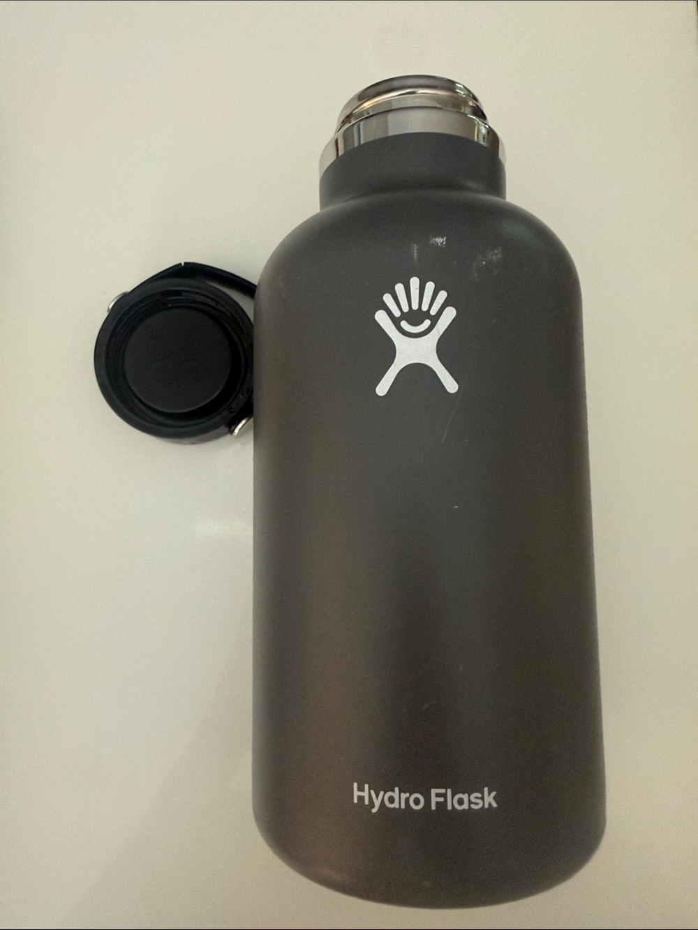 HydroFlask 64 oz Growler